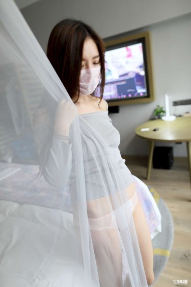 美女脱衣服小游戏