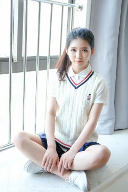 日本里番库全彩本子彩色h